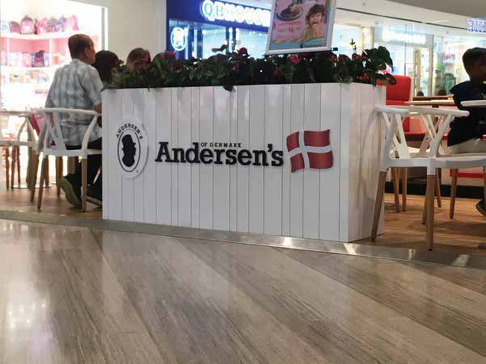 Andersen&rsquo;s of Denmark · Jewel &mdash; kiosk signage